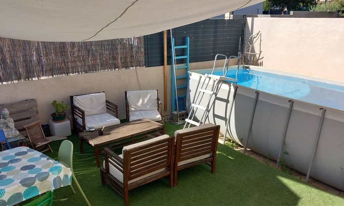 Chateaurenard House | Maison 80m² ,3 Chambres, Climatisation et Piscine, Entre Avignon et St Remy