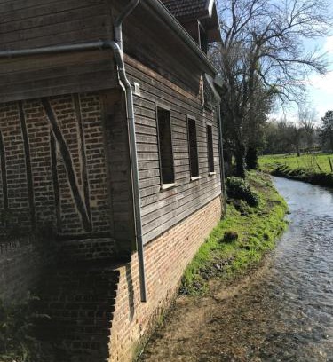 Bacqueville-en-Caux House | Maison au bord de riviere , proche de la mer- spa semi rigide plein air en option