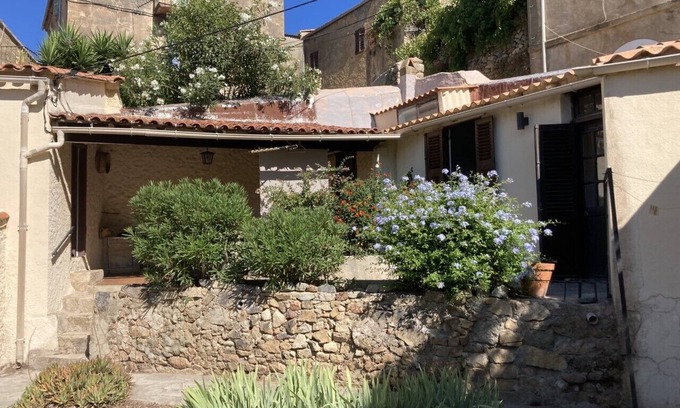 Lumio House | Maison au Coeur du Village de Lumio