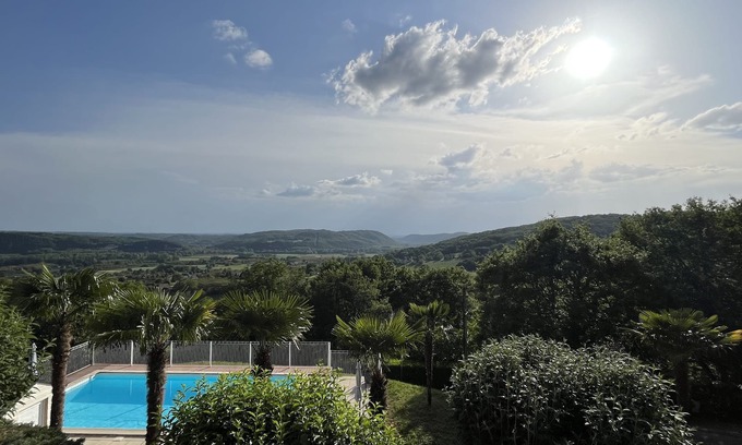 Cazoules House | Maison Avec Piscine et vue sur la Vallée de la Dordogne