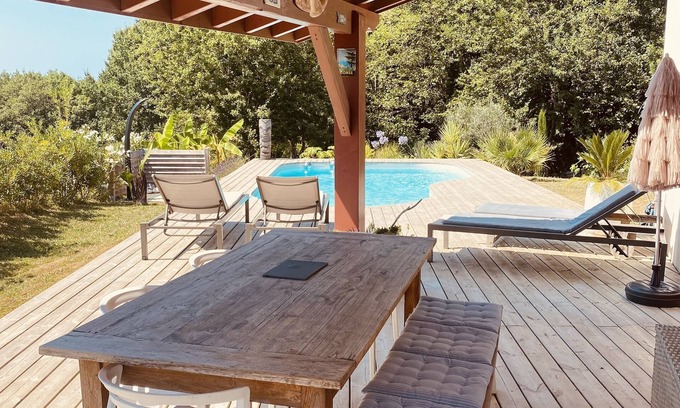 Ahetze House | Maison Avec Piscine au Calme Proche des Plages