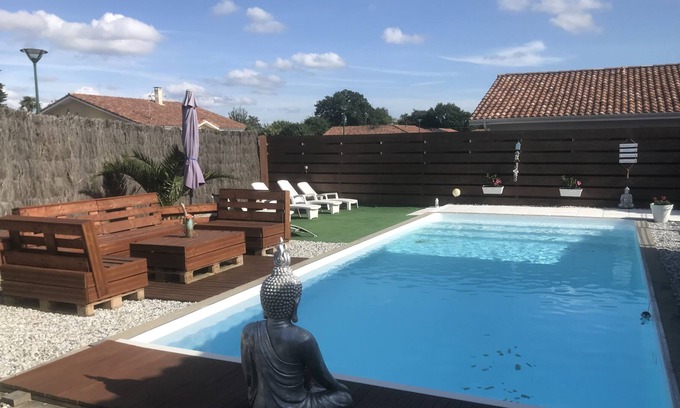 Orist House | Maison Avec Piscine Privée 8 Personnes