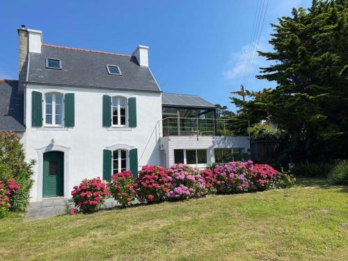 Plougasnou House | Maison avec vue mer et accès plage à Plougasnou