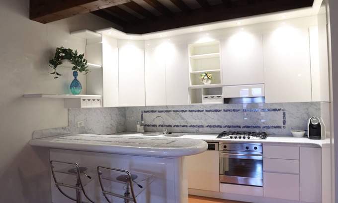 Prato Apartment | Maison B, elegant one-bedroom apartment in the heart of Prato