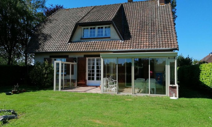 Bracquemont House | Maison calme avec jardin, Petit-Caux