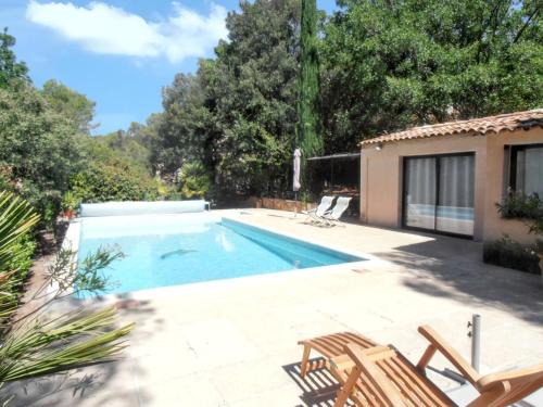 Barjols House | Maison charmante proche de Barjols avec piscine privée