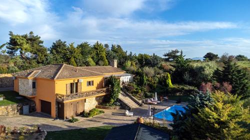 Marathon Villa | Maison Christine Villa