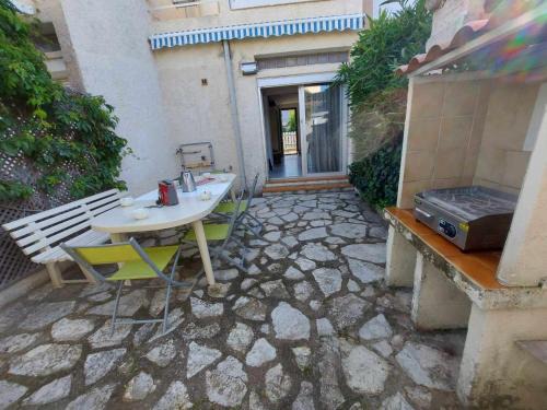 Le Grau-dʼAgde House | Maison climatisée rénovée 2 pièces, 2 cabines avec terrasses à 500m de la plage, parking inclus - FR-1-423-304