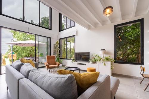 Guichen House | Maison d'architecte au coeur de la nature