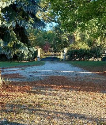 Auros Bed & Breakfast | Maison d'Emmannaelle