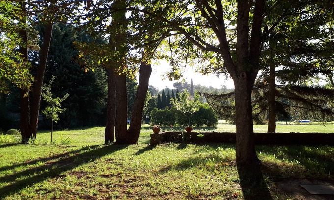 Nans-les-Pins House | Maison de Campagne Dans Parc Arboré