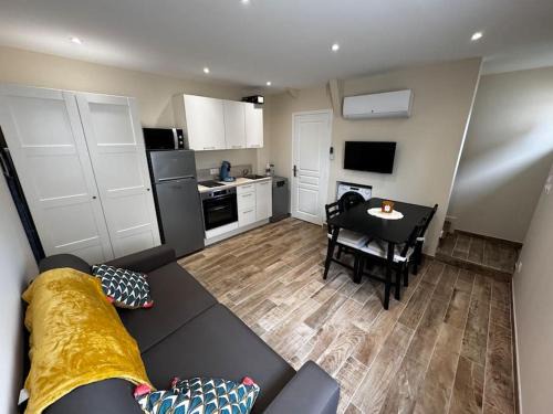 Le Port House | maison de la marine