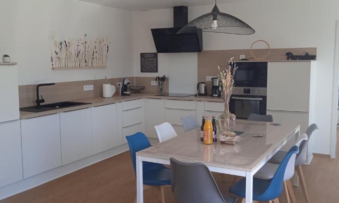 Cleder House | maison de la plage des Amiets