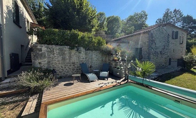 Grezels House | Maison de Marguerite, Studio Indépendant & Piscine