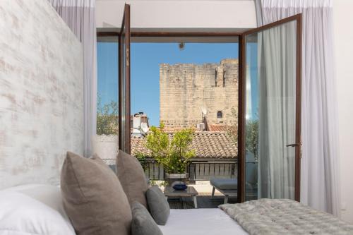 Aigues-Mortes Medieval City Bed & Breakfast | Maison De Mon Père