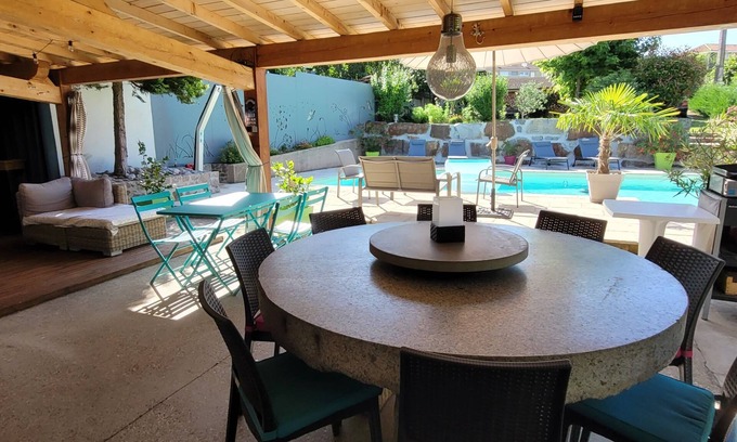 Monistrol-sur-Loire House | Maison de Ville Avec Piscine au Coeur de L'auvergne