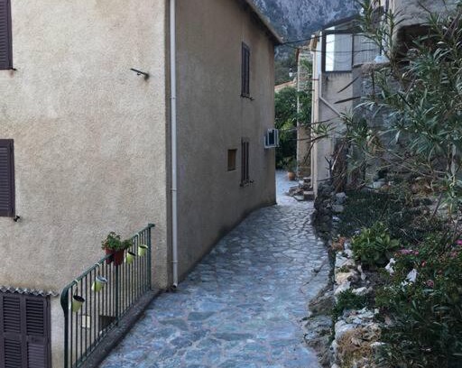 Castiglione House | Maison de village en montagne