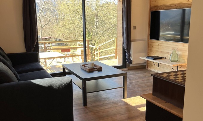 Faverges-Seythenex House | Maison de Village Entre lac et Montagnes