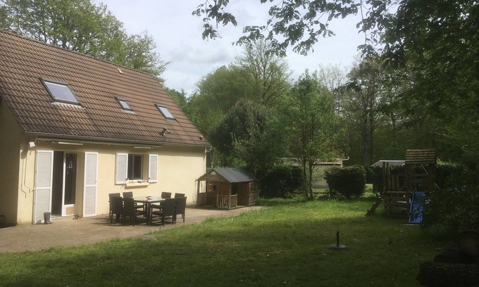 Saint-Fargeau House | Maison des Biches