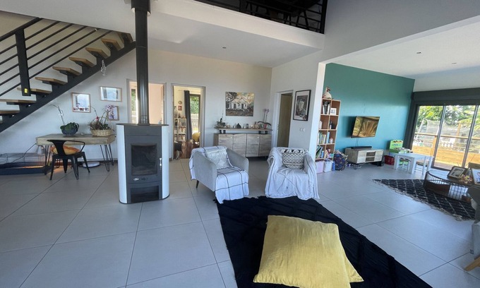 Les Avirons House | Maison des Merles
