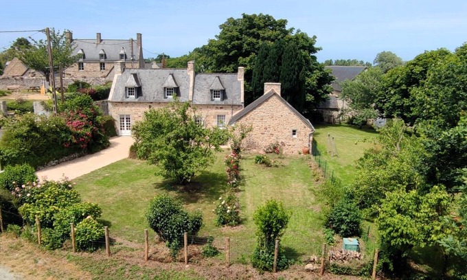 Tregon House | Maison du GR34 Baie de Beaussais Classified 1 star