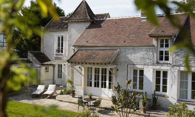 Recloses House | Maison en Lisière de la Forêt de Fontainebleau Dans un Village de Charme