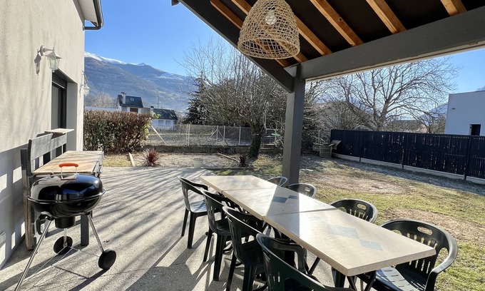 Argeles Gazost House | Maison Familiale Emplacement Idéal Vues