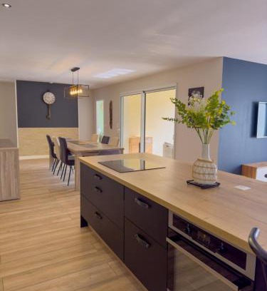 Pujols-sur-Ciron House | Maison Familiale Moderne avec Grand Jardin à Bommes - Un Havre de Paix pour vos Vacances