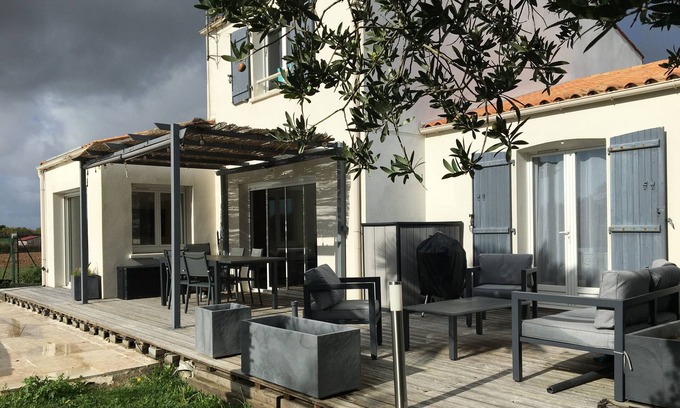 Andilly House | Maison Familiale Proche La Rochelle - 8 Personnes
