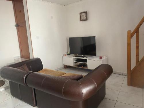 Gallargues-le-Montueux Apartment | Maison Gallus