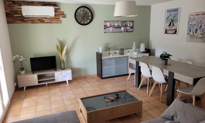 Roquemaure House | Maison individuelle 90m2 avec véranda et piscine