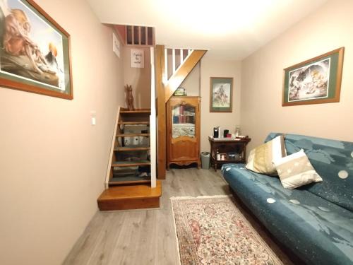 La Ferte-Saint-Cyr House | Maison Isabelle