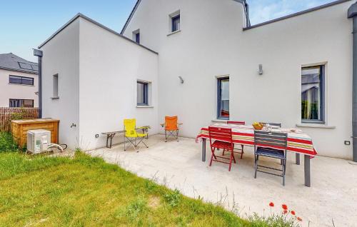 Saint-Coulomb House | Maison Moderne Proche Plage