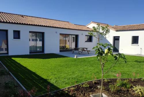 Givrand House | Maison neuve spacieuse - 6 pers - proche St Gilles
