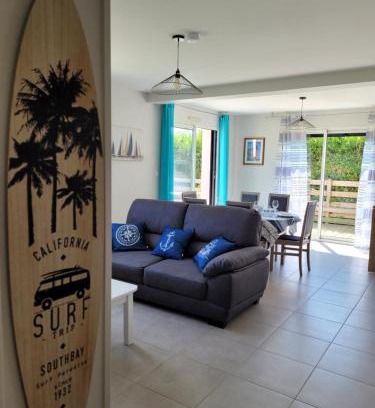 Plouescat House | Maison récente à côté du Casino et de la baie du Kernic