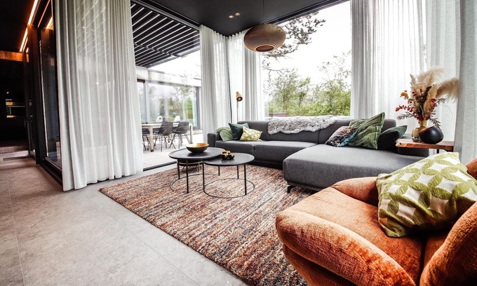 Heure House | Maison Sauvage super modern near Somme-Leuze