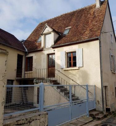 Menetreol-sous-Sancerre House | Maison Vigneronne Typique