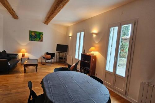 Gigean House | Maison vigneronne 8p/jardin/parking