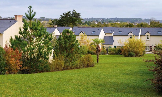 Crozon House | Maisonnette de vacances près de la plage + piscine