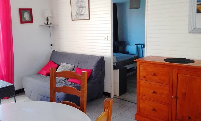 Rotheneuf-Le Pont House | Maisonnette DE Ville Proche Grande Plage Pour 2 A 4 Voyageurs