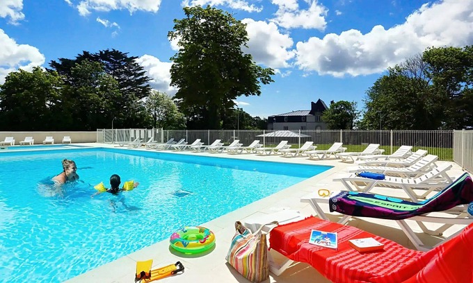 Audierne Condo | Maisonnette duplex à Audierne + piscines chauffées