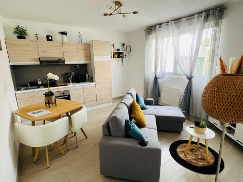 Vittel Apartment | Maisonnette indépendante au calme