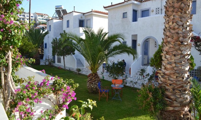 Mpatsi Apartment | Maistrali Studios