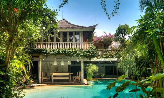 Central Seminyak Villa | Majestic 5BR Villa, Seminyak! 5Min Drive To Kuta Beach! W/Swimming Pool!