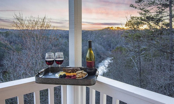 Ellijay House | Majestic River Castle-Fairytale Escape with Views