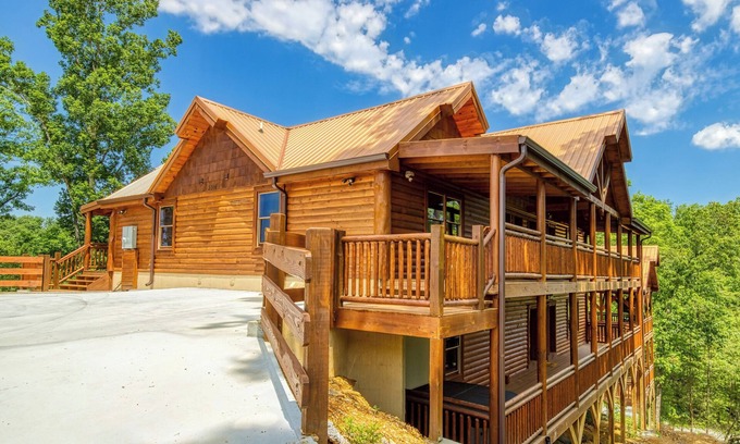 Sevierville Cabin | Majestic Splash-8 Bedroom, Indoor Pool, Hot Tub, $685 FREE tickets each paid day