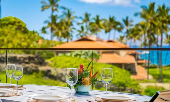 Wailea Condo | Makena Surf A204 Beachfront Resort - 2 Bedroom Oceanfront Condo