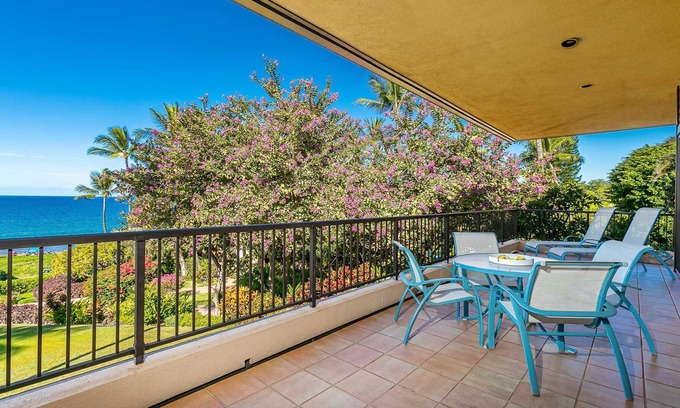 Wailea Hotel | Makena Surf by Coldwell Banker Island Vacations