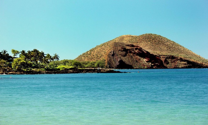Wailea Hotel | Makena Surf - CoralTree Residence Collection