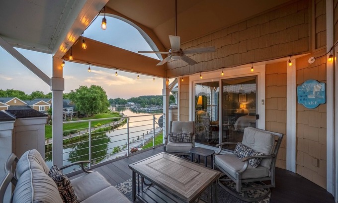 Cornelius Condo | Makin’ Memories at Lake Escape, Lake view, Pool - Lake Norman Vacation Rental